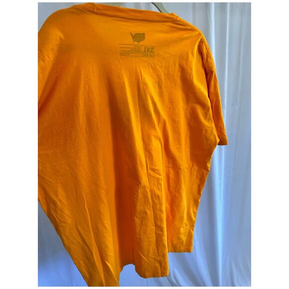Stately Type 3XL "ily" (I Love You) Golden yellow crew-neck tee - Picture 2 of 8